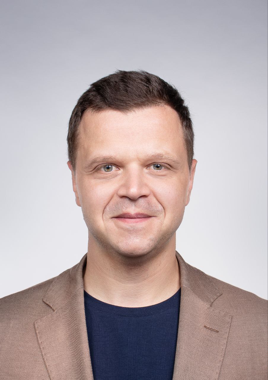 Владимиров Дмитрий — деловой портрет